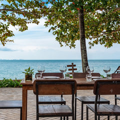 Chill Inn, Lipa Noi