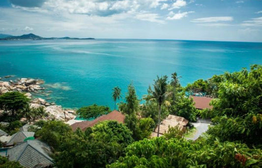 Which Koh Samui hotels are best for a wellness retreat?