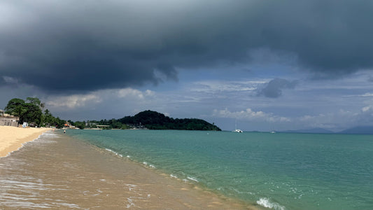 rain cloud over bo phut beach in Koh Samui