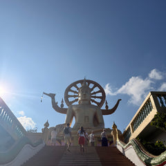Big Buddha (Wat Phra Yai), Bangrak